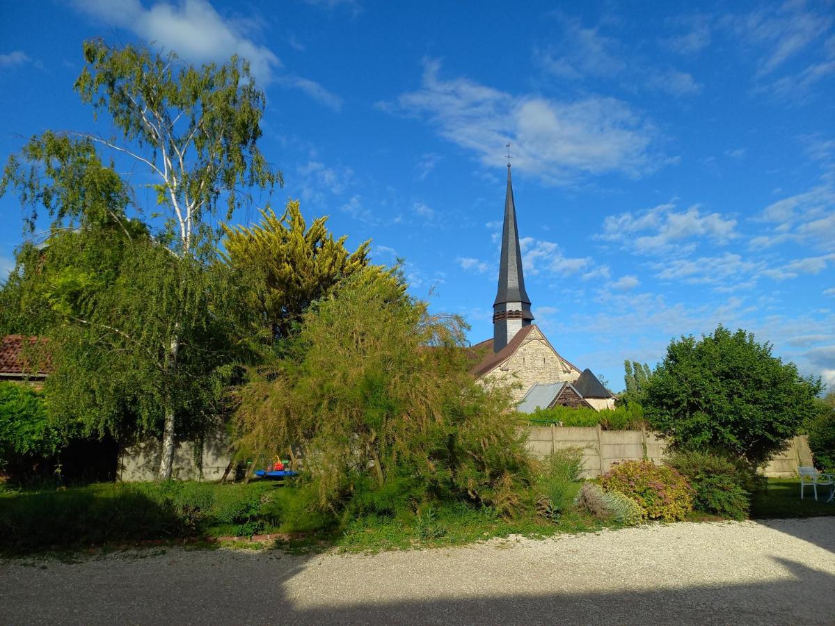 Le Studio Restauration Netflix et Jacuzzi Proche des grands lacs Montmorency-Beaufort Esterno foto